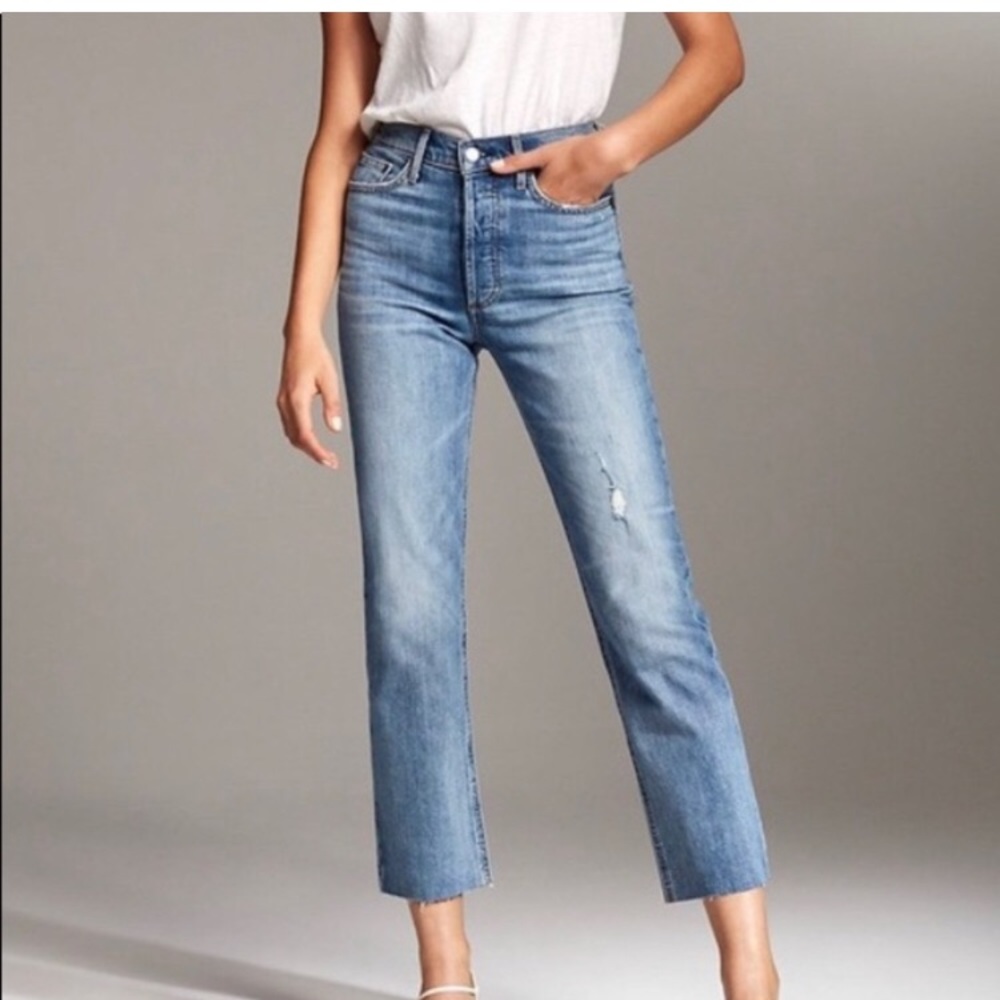 Aritzia Denim Forum The Arlo High Rise Straight Button Fly Raw Hem Size 27